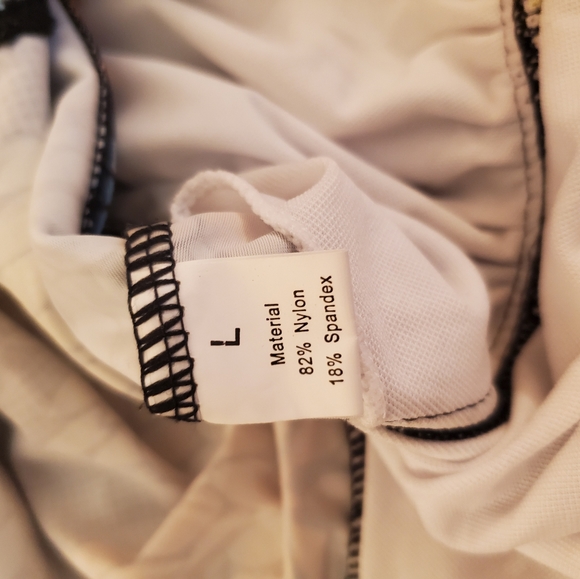 Tankini swimsuit top - Picture 3 of 3